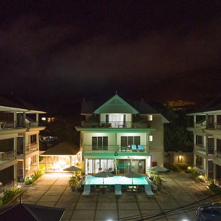Sahaj Holiday Apartments Baie Sainte Anne Exterior photo